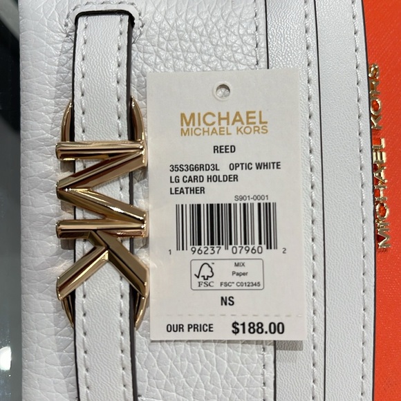 MICHAEL KORS Reed Large Pebbled Leather Card Holder Case
Optic White 
NWT - Picture 8 of 16